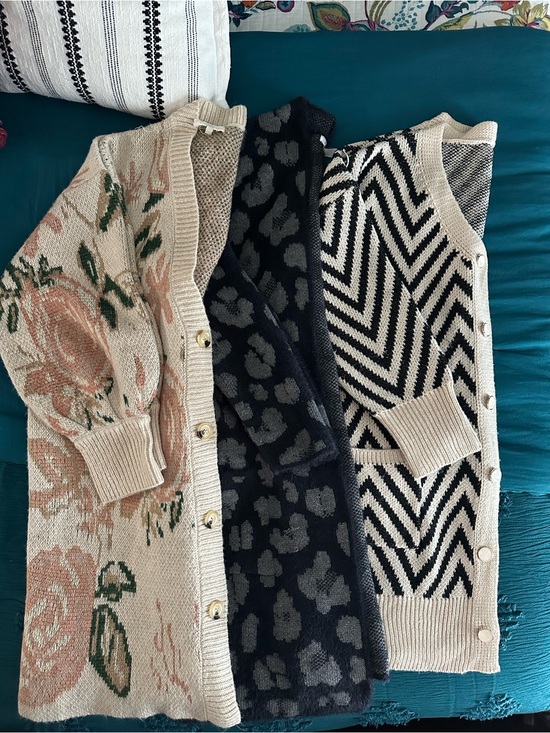 Nine West Sweaters - Nine West Beige Floral, Black Leopard & Cream Chevron Knit Cardigans